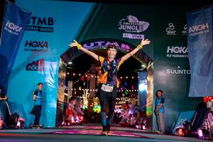 BIB: 420
                            <button type="button" onclick="openModal(24866969)" class="btn btn-primary btn-sm float-right btn-popup" data-toggle="modal" data-target=".modal-high-quality">
                        <i class="fas fa-shopping-cart"></i> Add to Cart
                    </button>
                                            <button type="button" onclick="isThisMe(24866969, true)" class="btn btn-success btn-sm float-right btn-popup btn-isme hidden" data-toggle="tooltip" data-placement="bottom" title="นี่คือรูปของคุณใช่ไหม คลิกที่นี่เพื่อเอาเข้าอัลบั้ม">
                        <i class="fas fa-plus"></i> Add to album
                    </button>
                    <button type="button" onclick="isThisMe(24866969, false)" class="btn btn-warning btn-sm float-right btn-popup btn-isnotme hidden">
                        <i class="fas fa-ban"></i> Remove from album
                    </button>